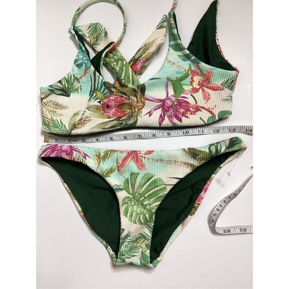 New. Pilyq PQ tropical reversible bandeau bikini set. M-top/S-bottom. Retails $1 - Picture 7 of 13